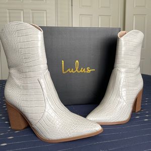 •Lulu’s• Crocodile-Embossed Mid-Calf High Heel Boots